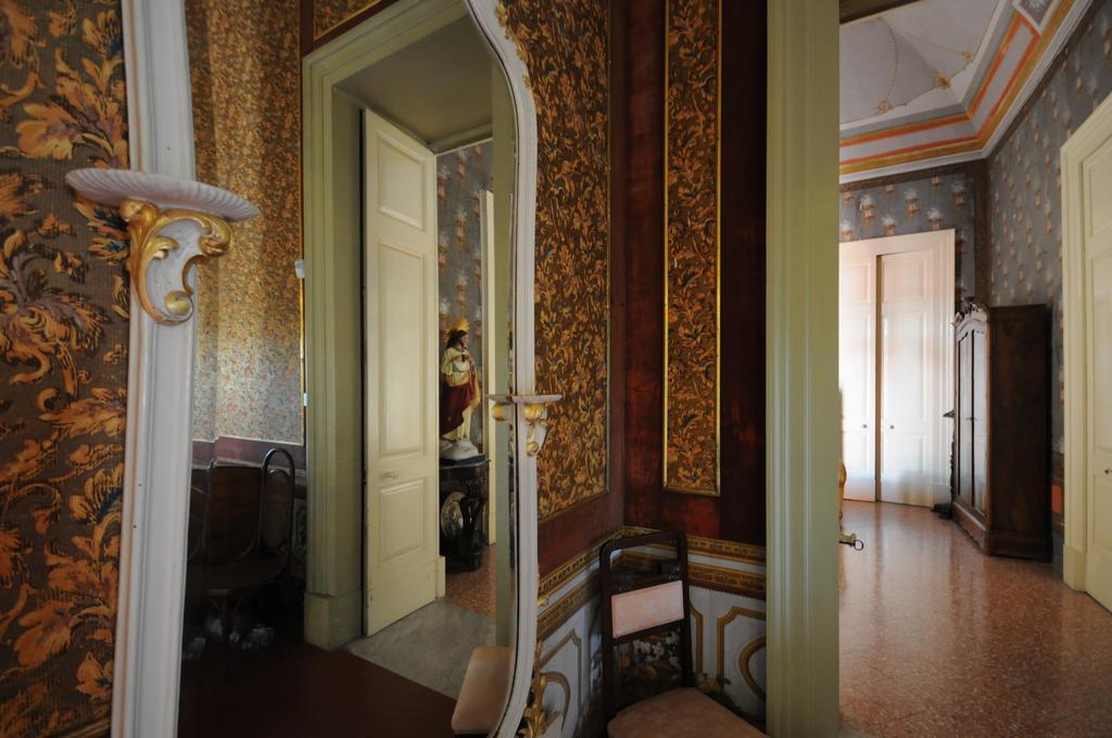 Palazzo Leuzzi B&B ガラトーネ エクステリア 写真